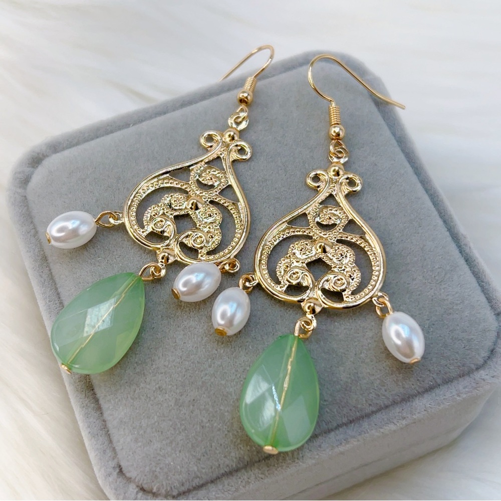 Pearl gold green crystal 2.5” dangle earrings